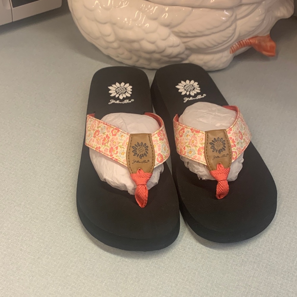 Yellow Box Pink Floral Strap Flip Flop Sandals with Coral Thong